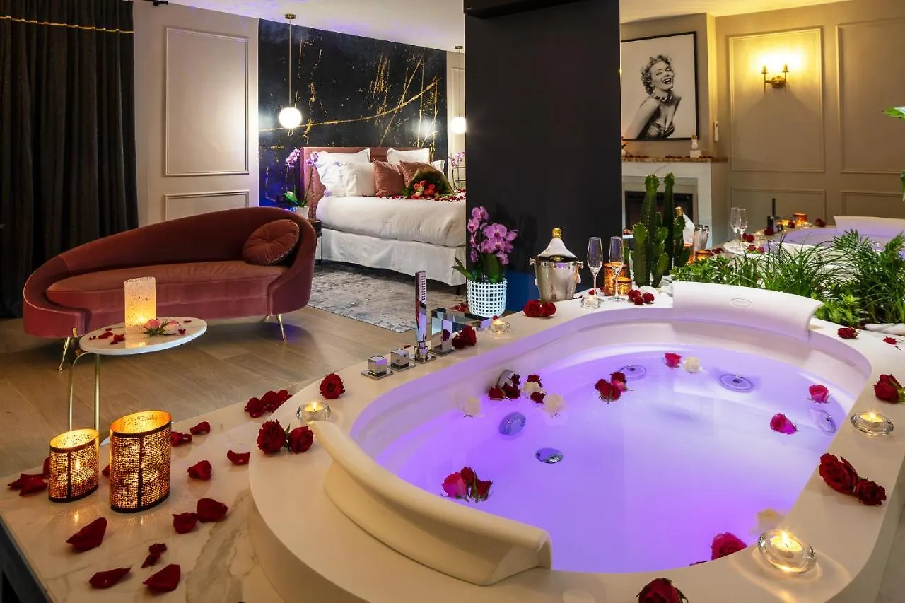 Les Chambres Romantiques - Suite Jacuzzi Privatif, Domaine Aixois D'Exception Aix-en-Provence Penzion